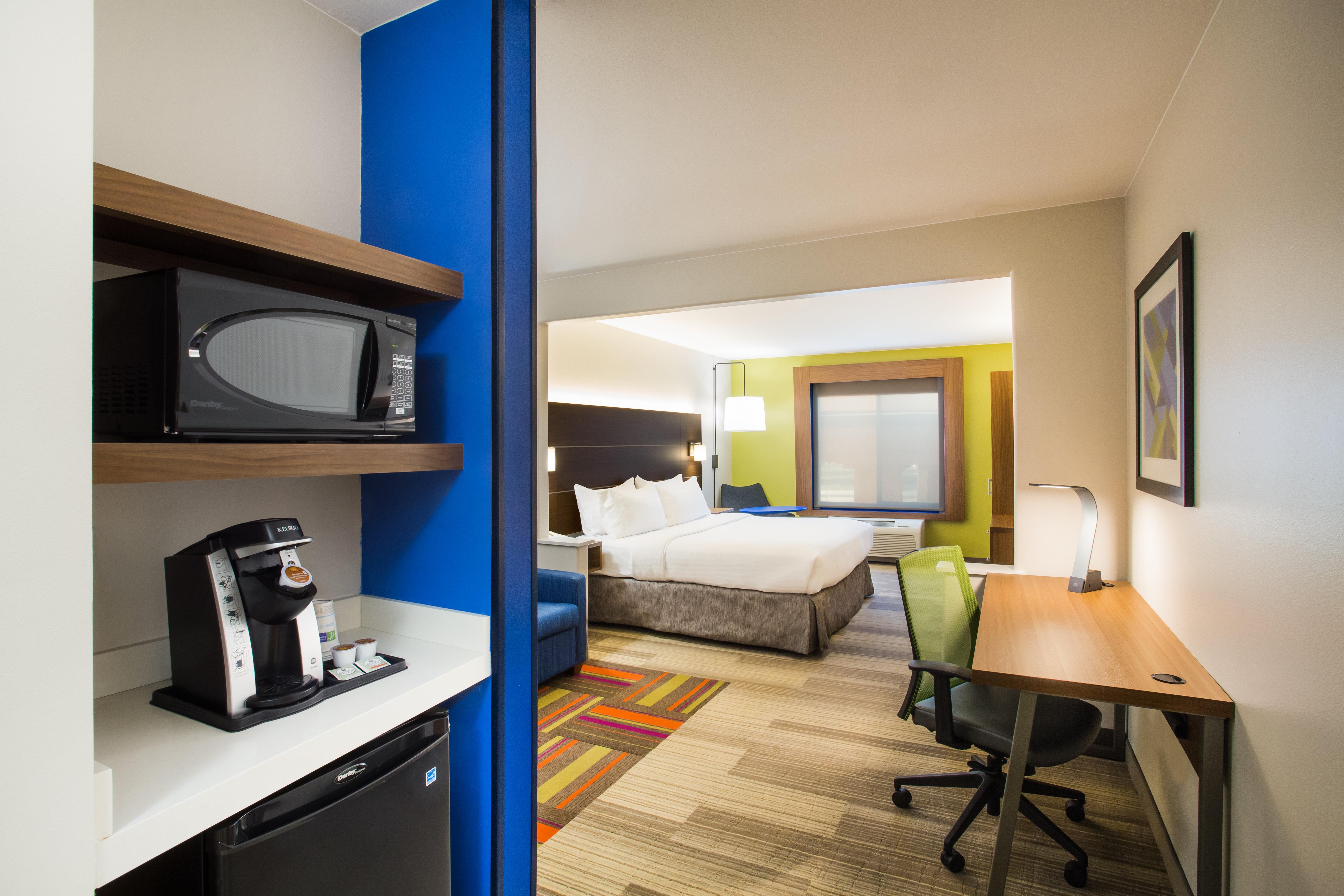 Holiday Inn Express Hotel & Suites Cedar City By Ihg Exterior photo