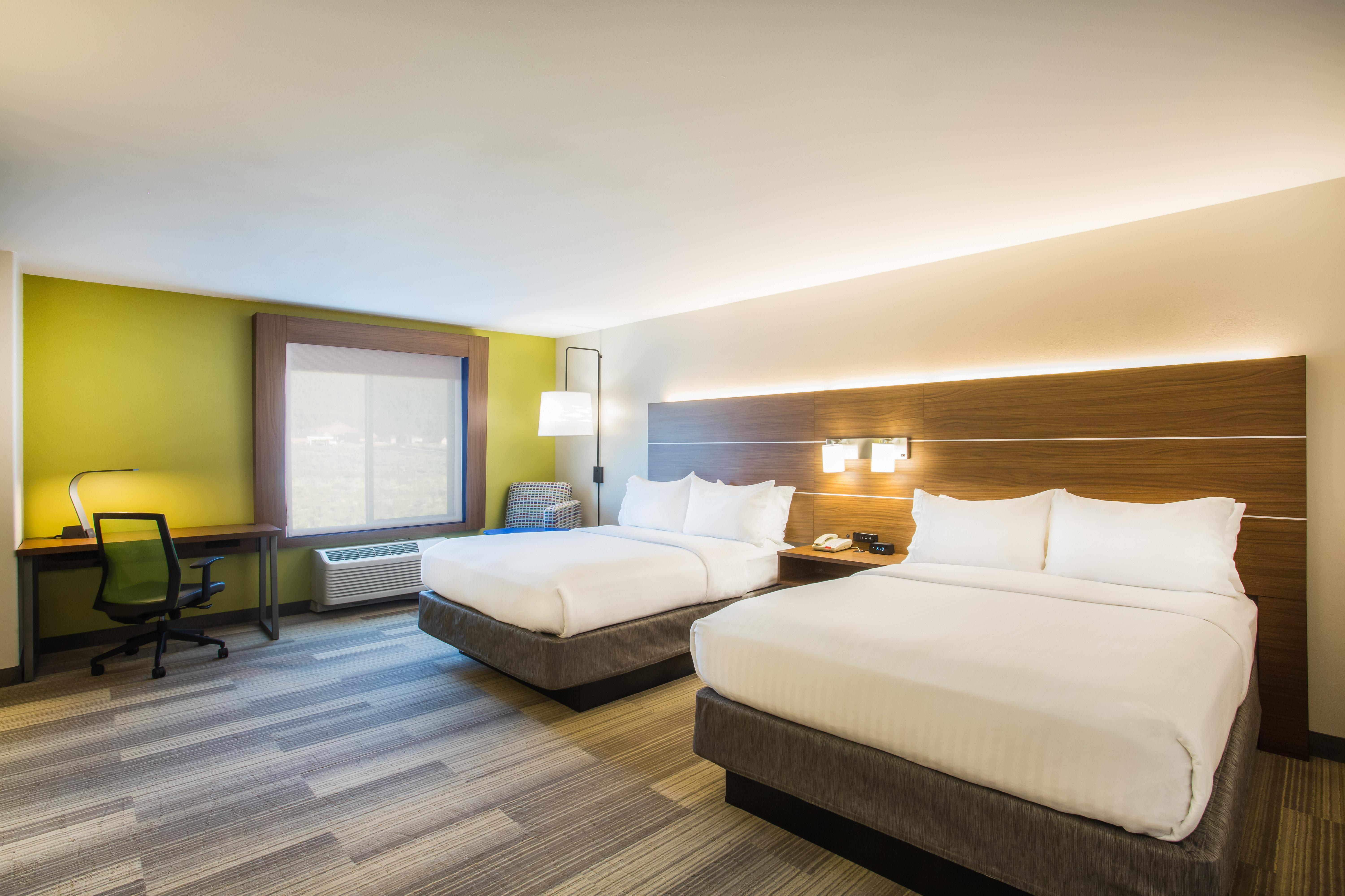 Holiday Inn Express Hotel & Suites Cedar City By Ihg Exterior photo