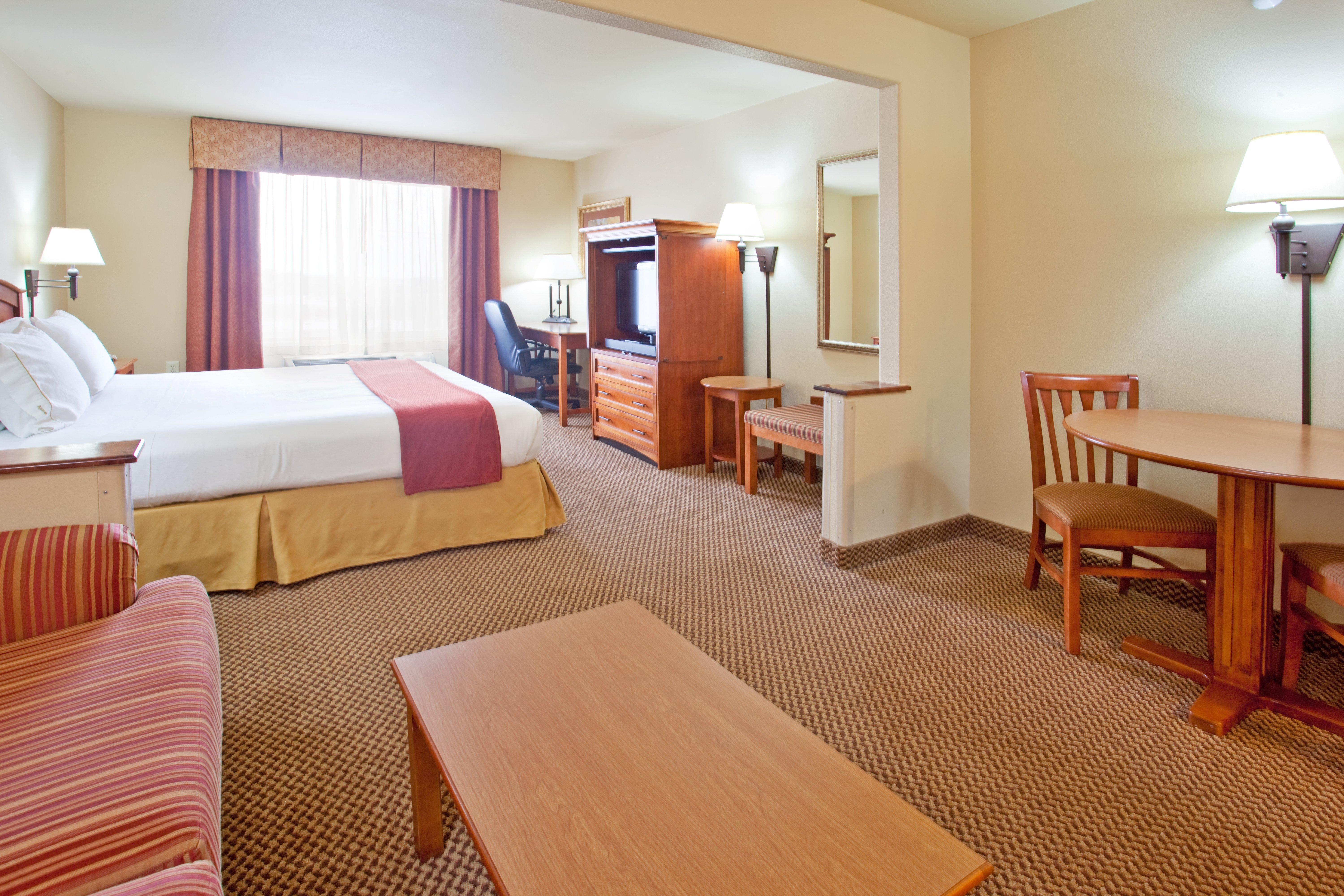 Holiday Inn Express Hotel & Suites Cedar City By Ihg Exterior photo