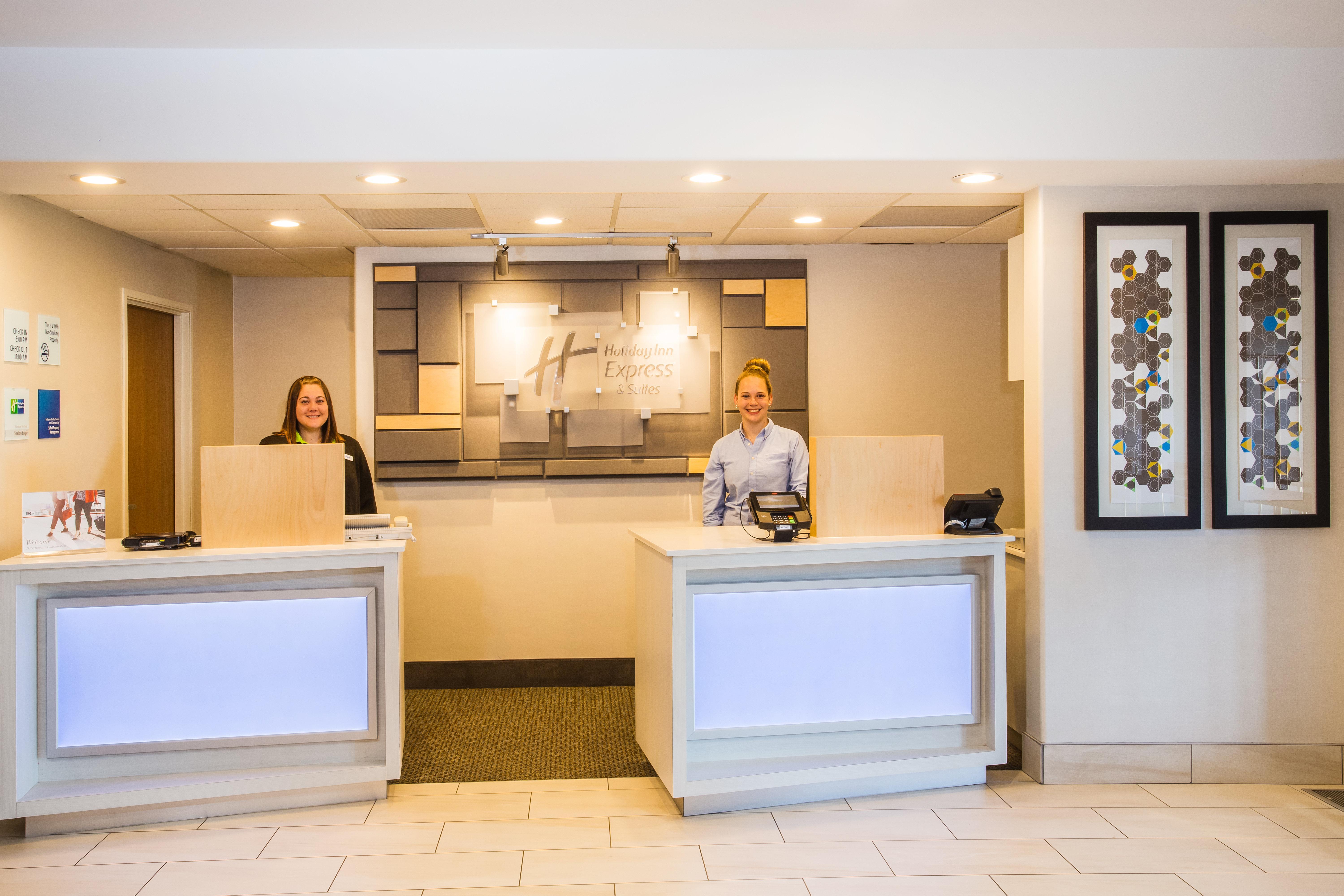 Holiday Inn Express Hotel & Suites Cedar City By Ihg Exterior photo