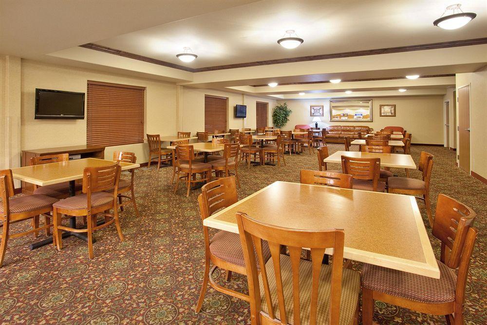 Holiday Inn Express Hotel & Suites Cedar City By Ihg Restaurant photo