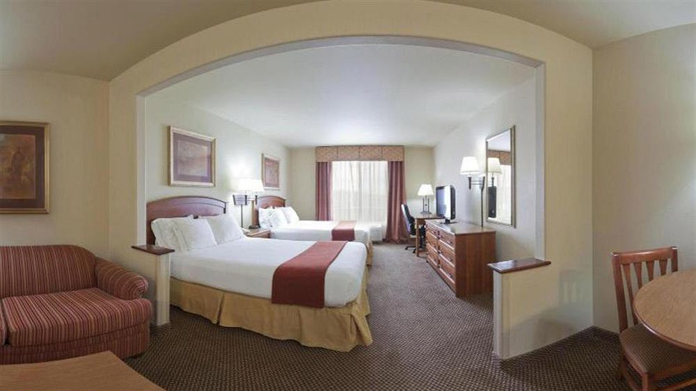 Holiday Inn Express Hotel & Suites Cedar City By Ihg Exterior photo